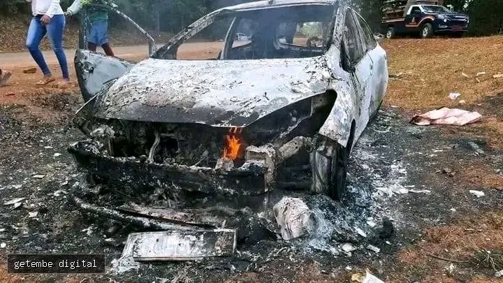 TWO FEARED DEAD, VEHICLES TORCHED AS YOUTHS CLASH WITH POLICE AT KINDIKI’S EMBU RALLY
